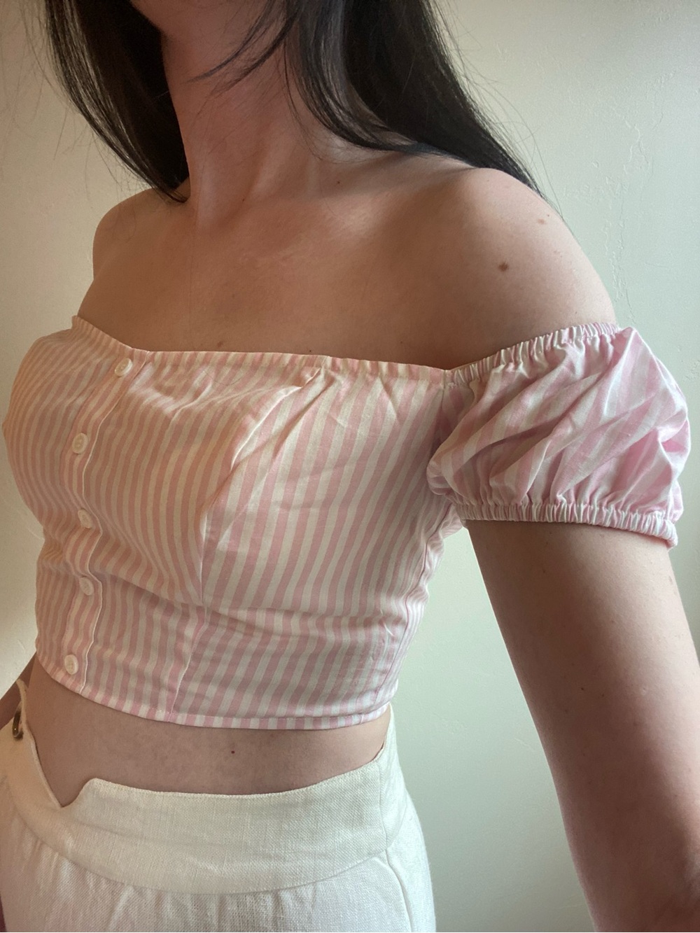 NWOT Reformation Joey Pink and White Candy Striped Off-Shoulder Crop Top Medium